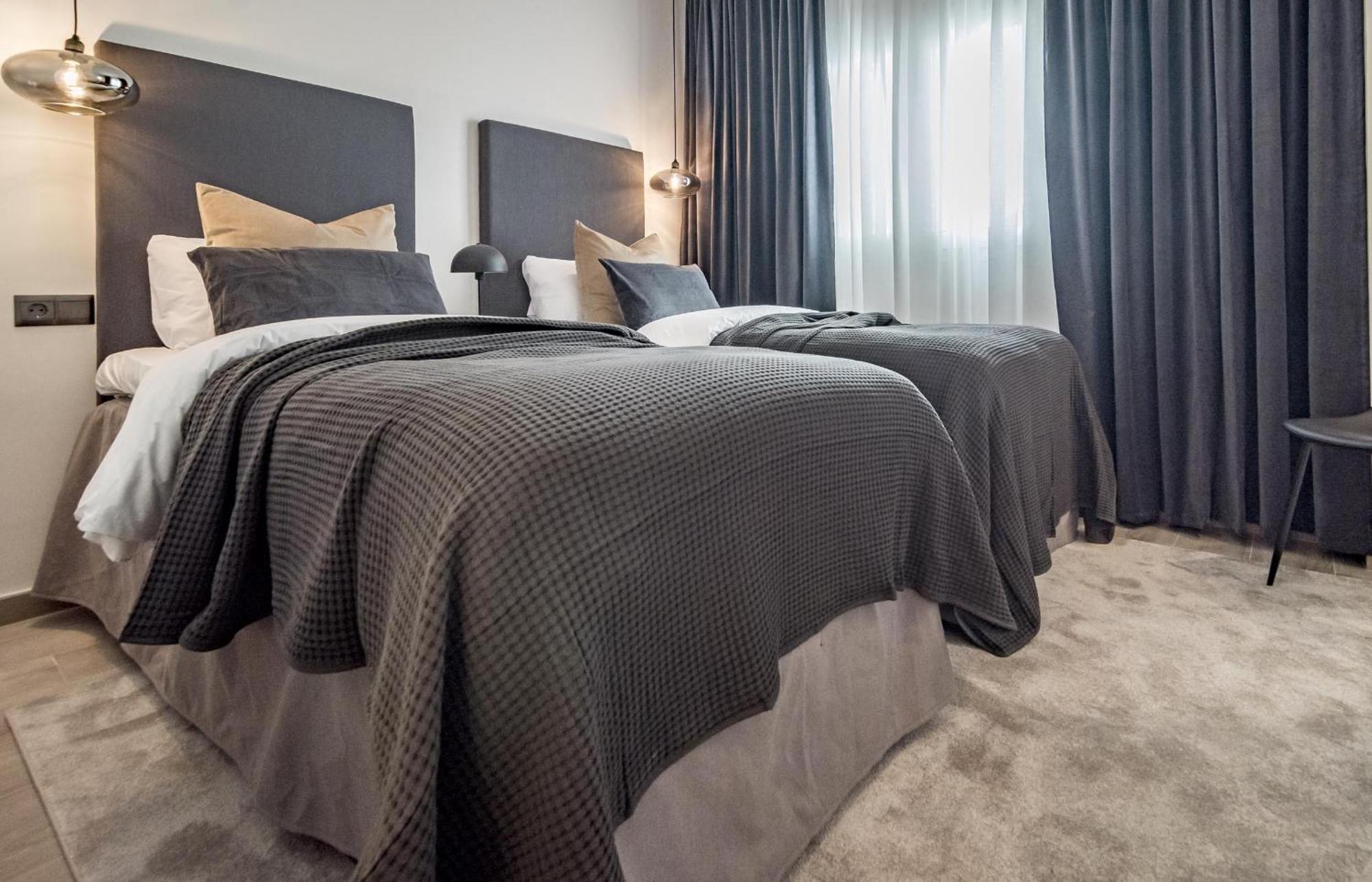 Pr - Stunning Flat Front Line Beach Puerto Banus Marbella Exteriér fotografie